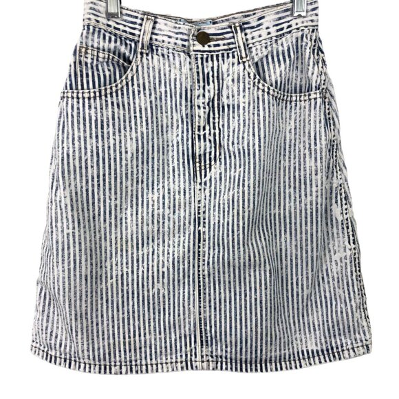 Palmetto's Dresses & Skirts - Palmetto's Vintage 90s Women's Size 7 Blue/White Striped Denim Jean Skirt